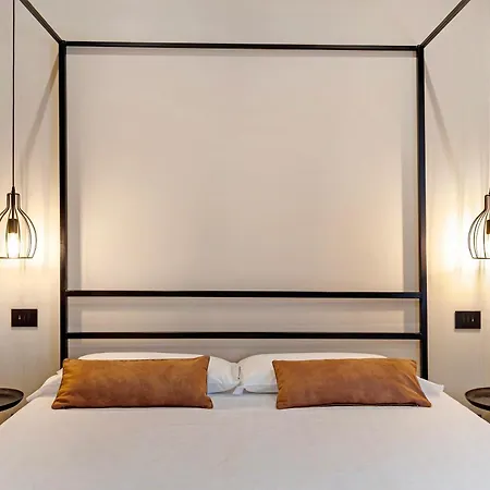 Casa Pezzo * 卡斯特努沃德加尔达
